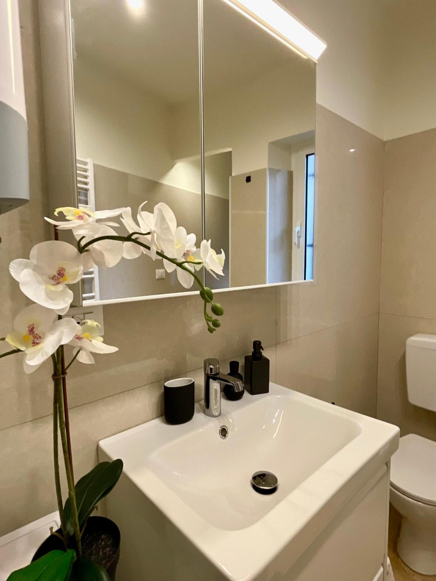 ג'נובה Happy Family Apartments Incantesimo מראה חיצוני תמונה