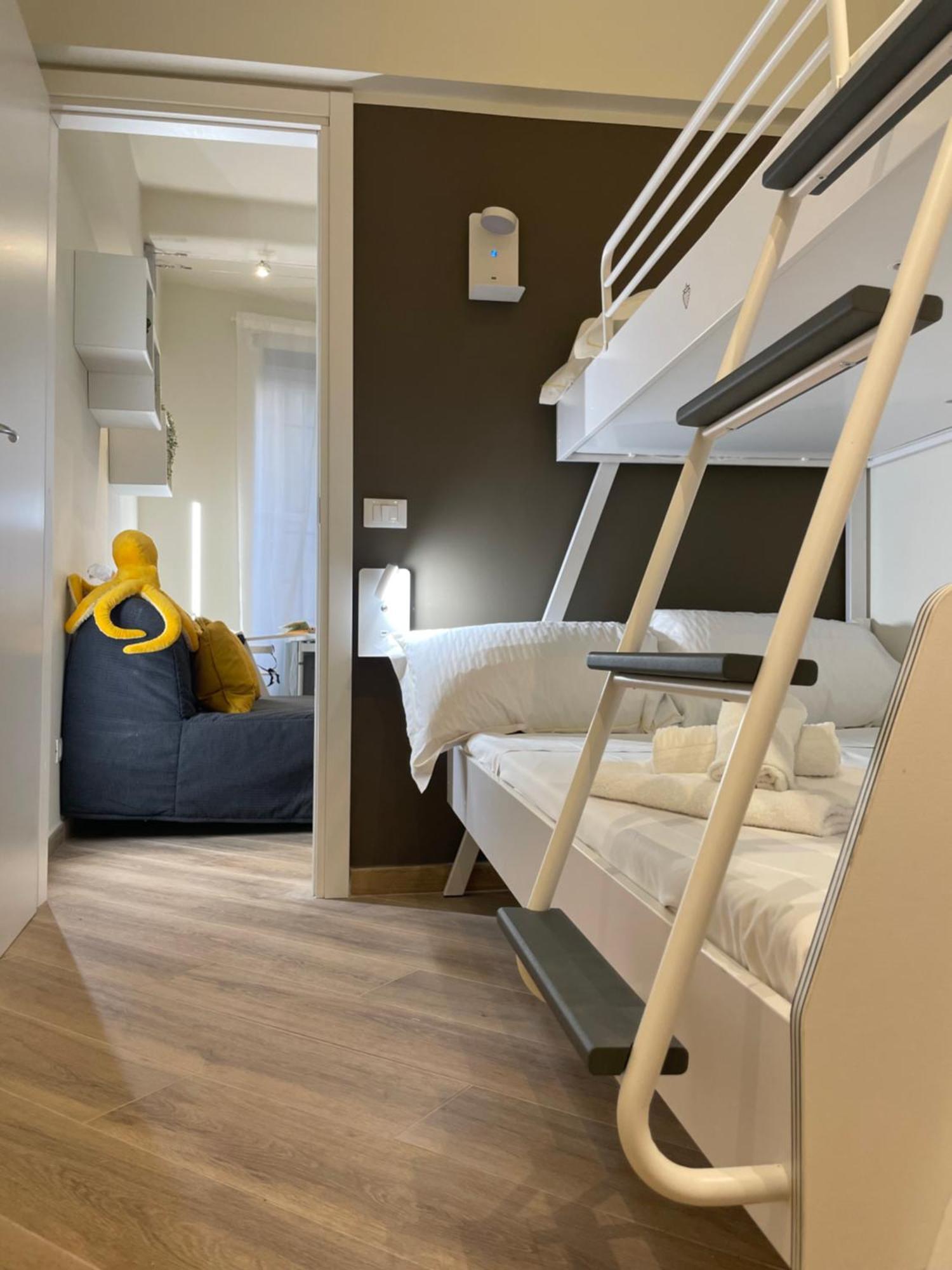 ג'נובה Happy Family Apartments Incantesimo מראה חיצוני תמונה